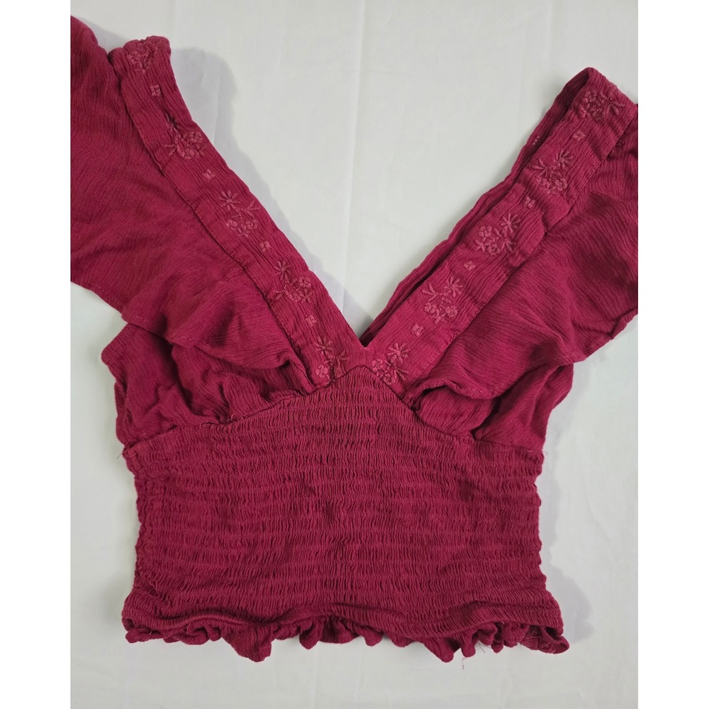 Stradivarius Smocked Crop Top Pink Embroidered Ruffle V-Neck Boho Sleeveless S - Picture 3 of 16